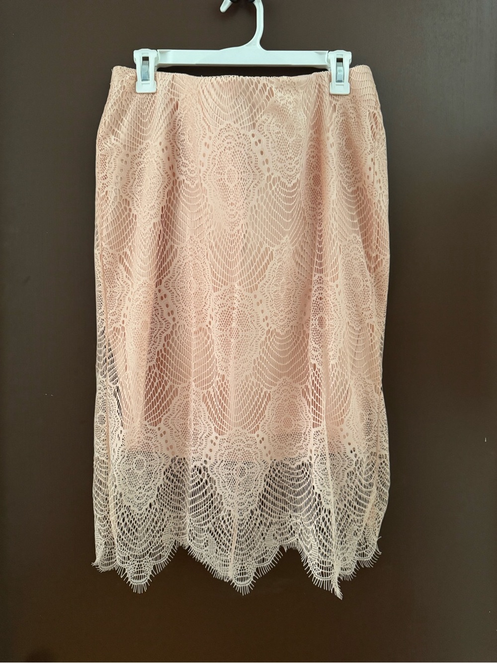 Torrid High-waist pink lace skirt